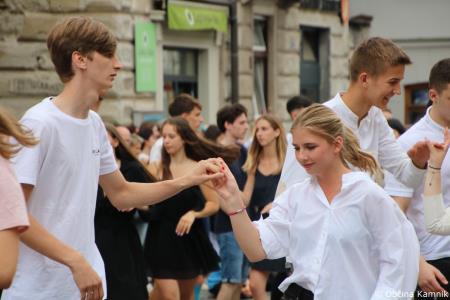 Po dveh letih Kamnik danes v znamenju maturantske četvorke (48)
